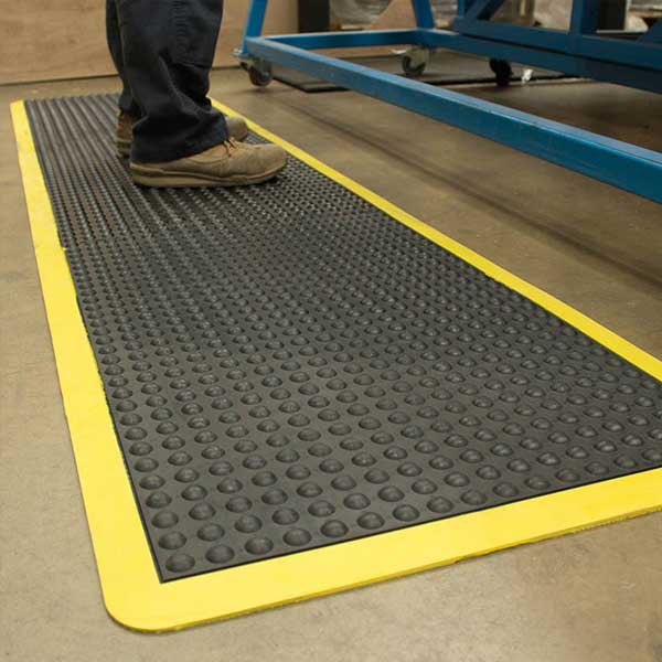 Slip Resistant Industrial Safety Floor Mat with Bubble Surface