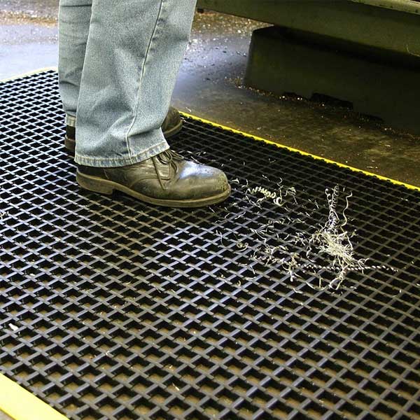 Vinyl Workshop Matting with Open Grid & Edge Protection