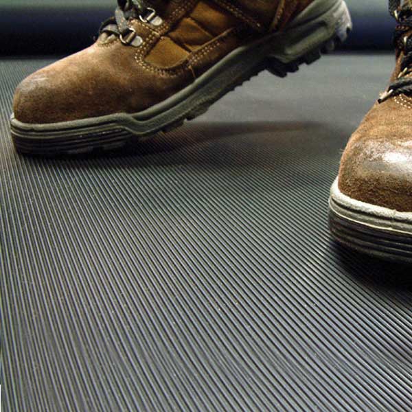 Non-Slip Natural Rubber Ribbed Runner Mat