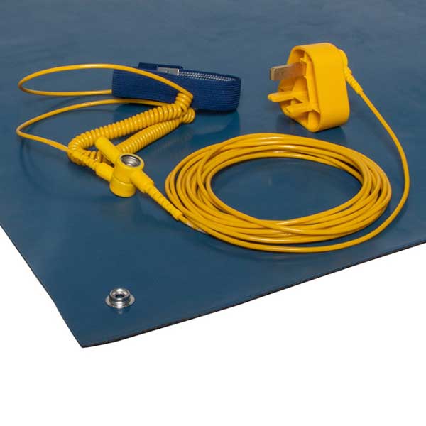 Anti-Static Rubber Mat for Sensitive Electrical Applications