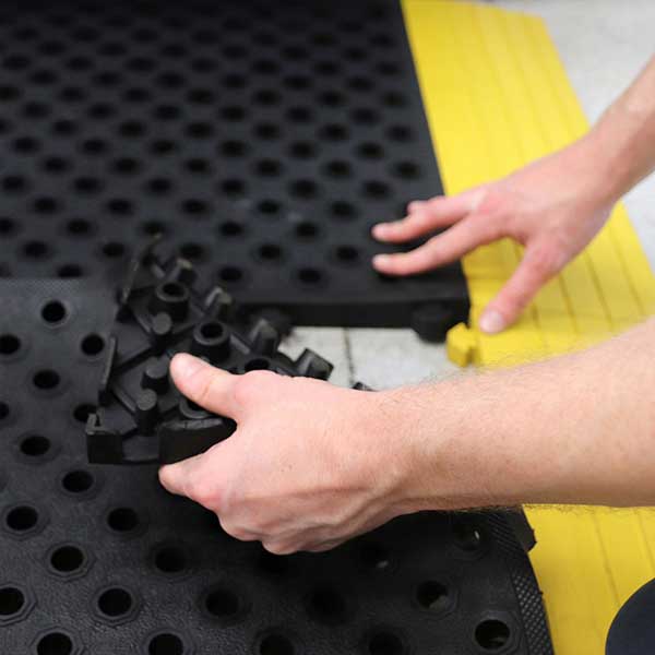 Heavy Duty Slip Resistant Work Mat Tile with Accessories