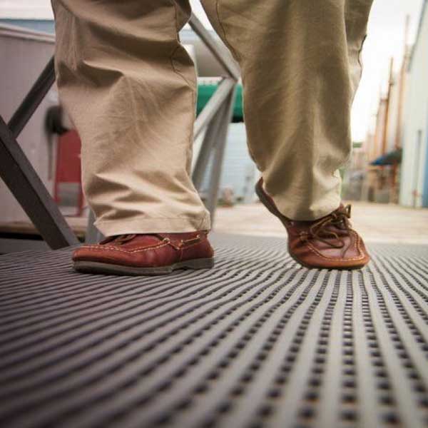 Anti-Slip Hollow Tube Matting for Workplace & Walkways