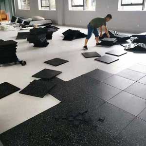 durable rubber floor tiles & mats for UK industries