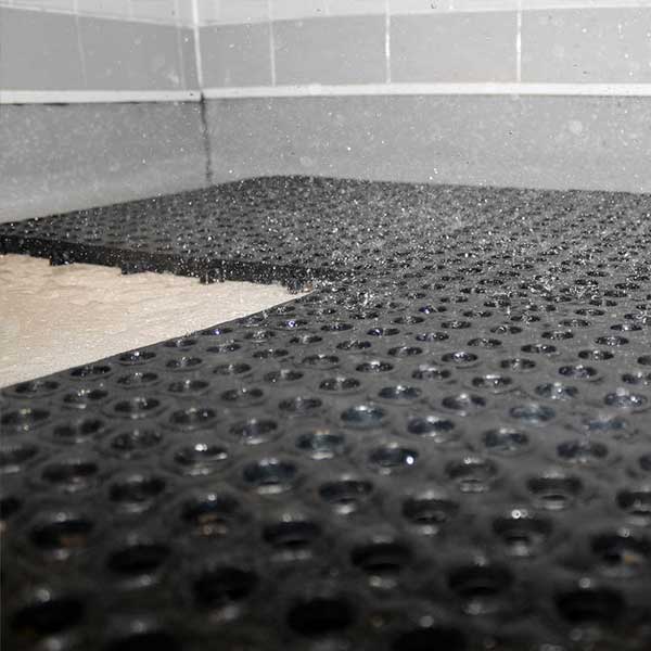 Interlocking Anti-Slip Tough Deck Tile For Indoor Wet Zones